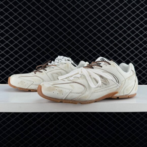 Miumiu x New Balance 530 Classic Sneake - Picture 1 of 8